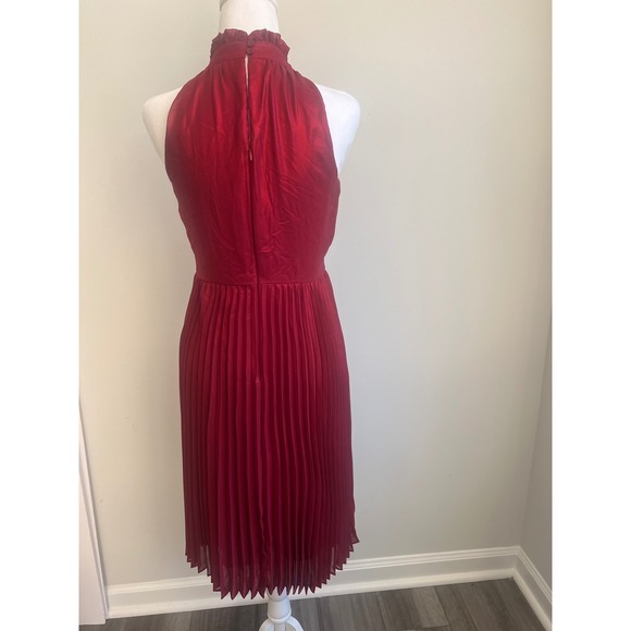 Simply Vera Vera Wang woman's XS Red Pleated Halter Dress Party Cocktail Career - Picture 5 of 7